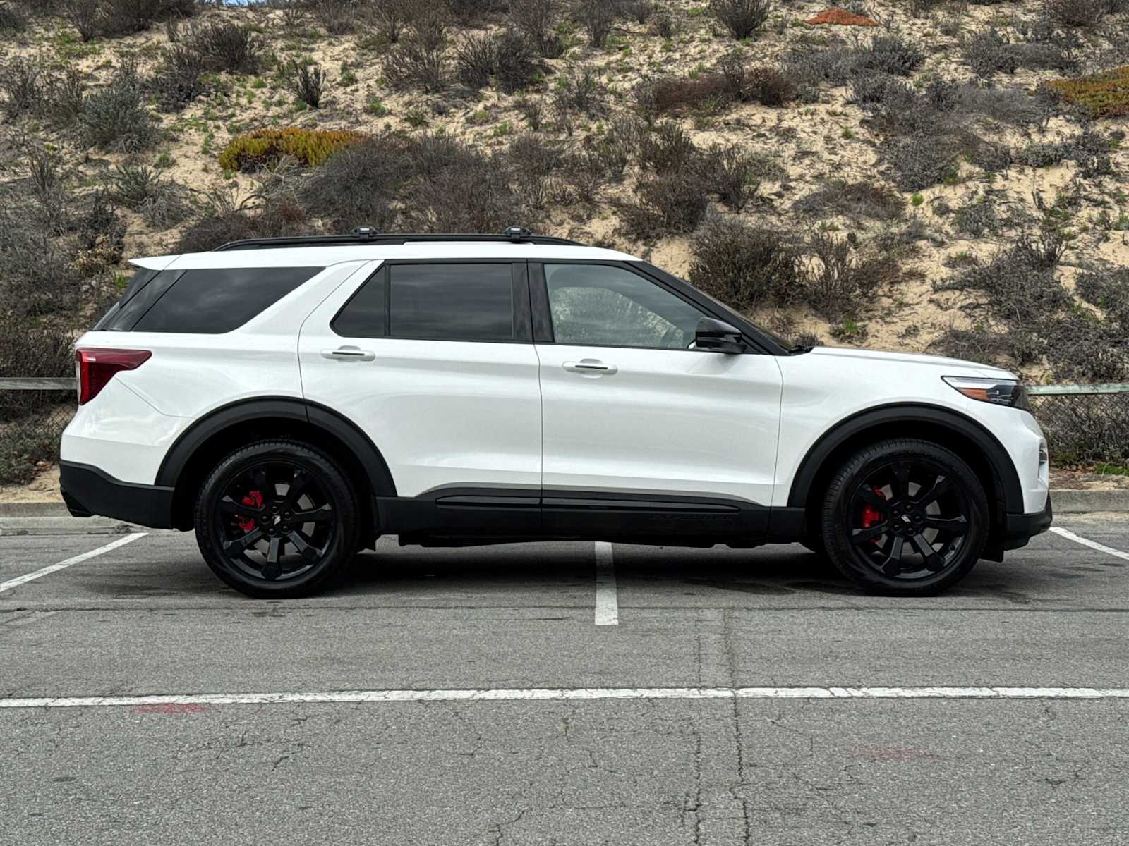 Thumbnail: 2023 Ford Explorer - 9