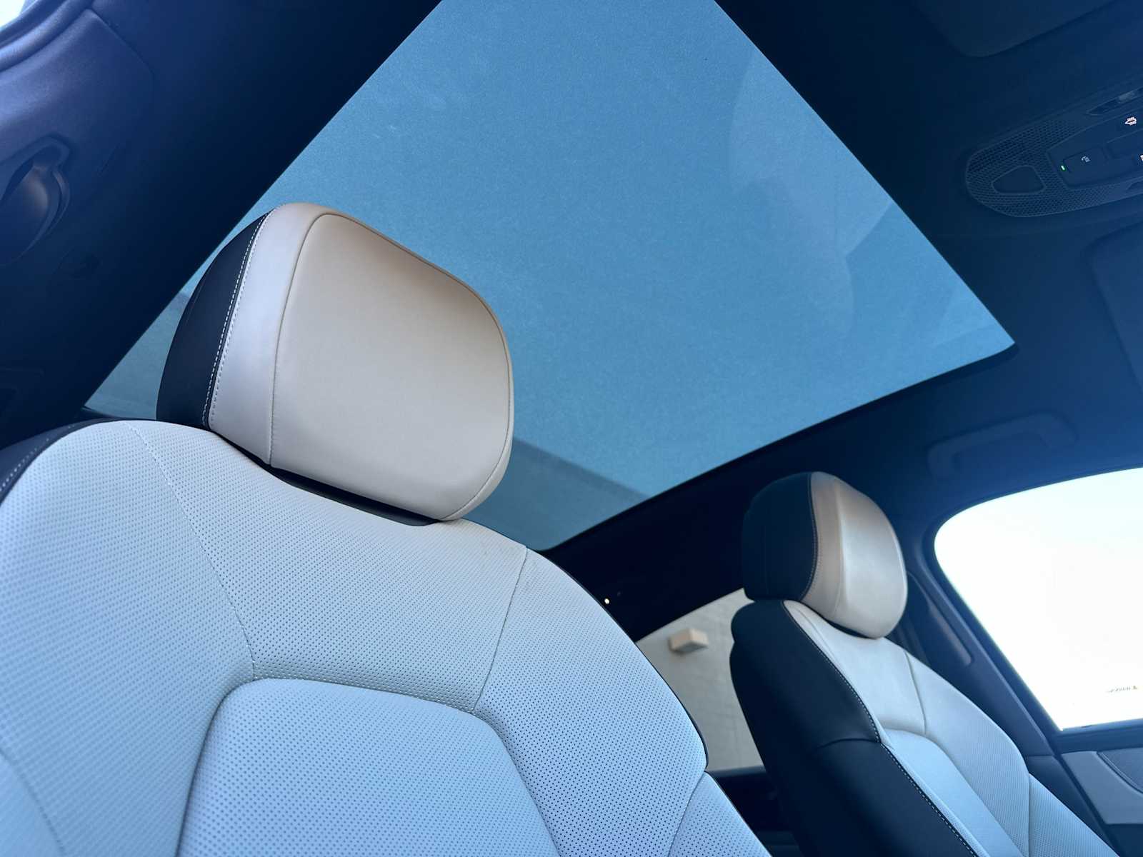 Thumbnail: 2026 Porsche  - 18