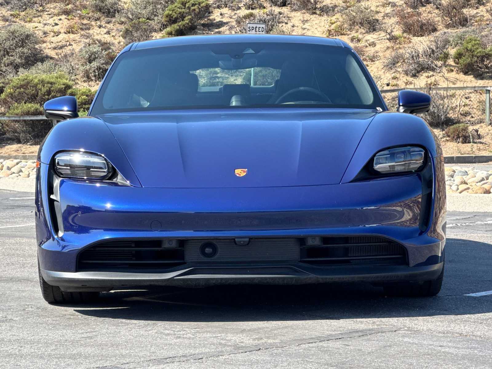 Thumbnail: 2022 Porsche Taycan - 11