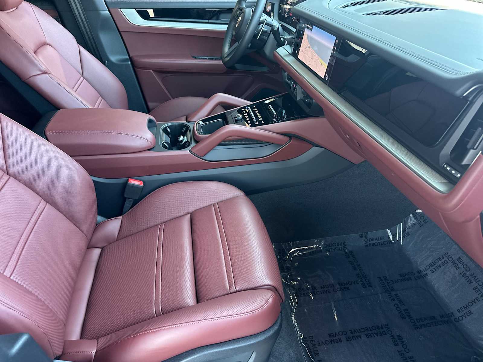 Thumbnail: 2025 Porsche Cayenne - 17