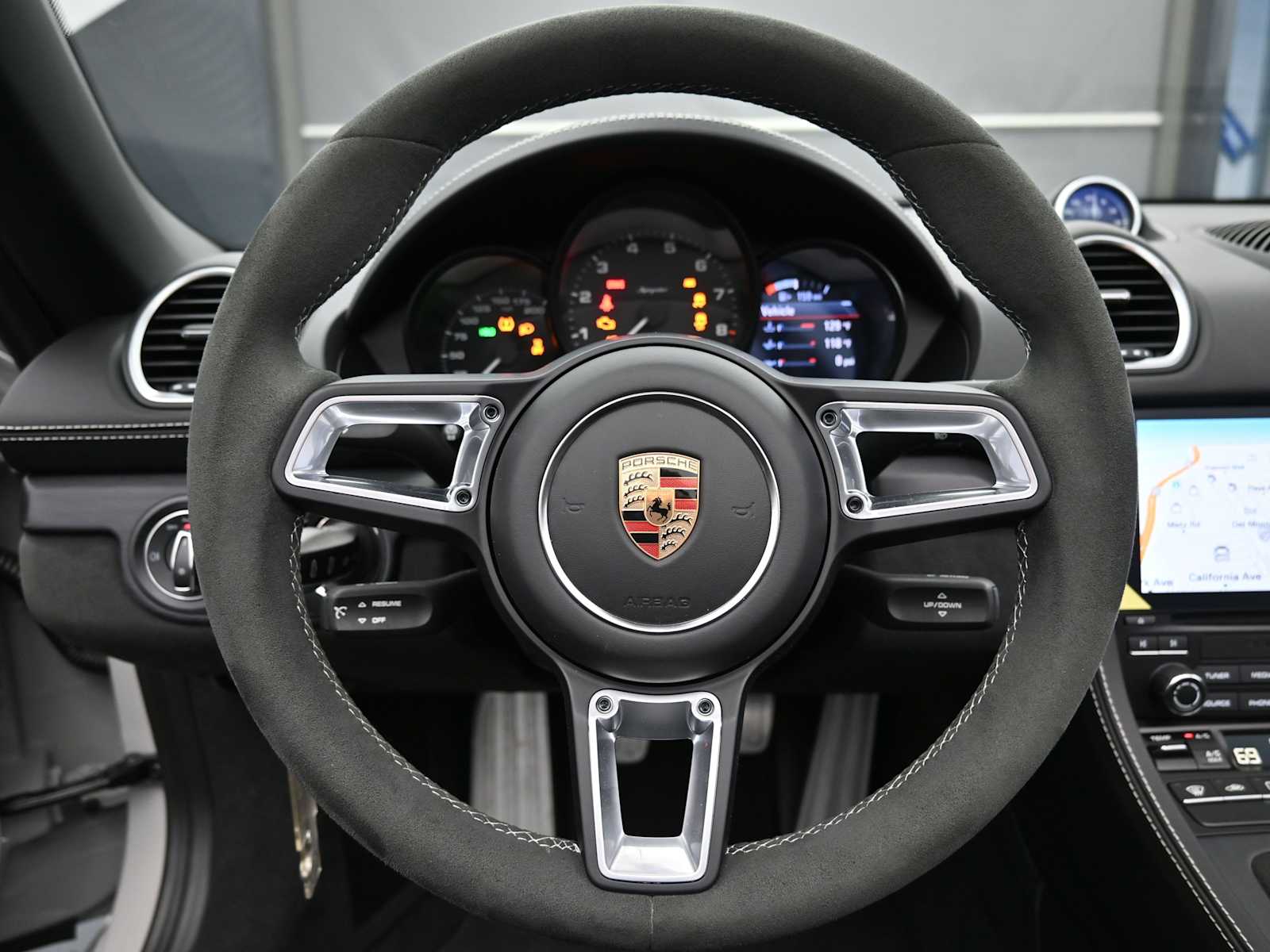 Thumbnail: 2023 Porsche  - 14