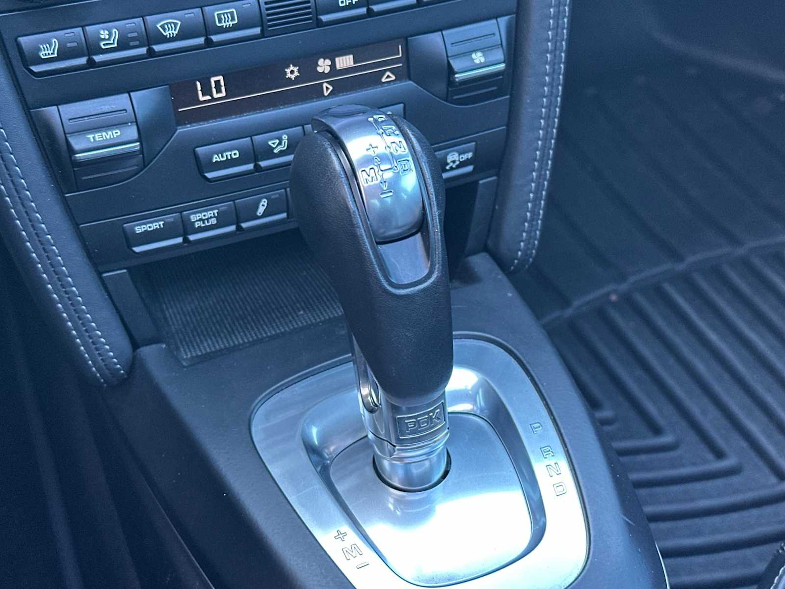 Thumbnail: 2013 Porsche 911 - 19