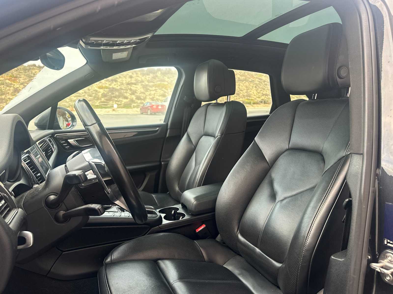 Thumbnail: 2018 Porsche Macan - 5