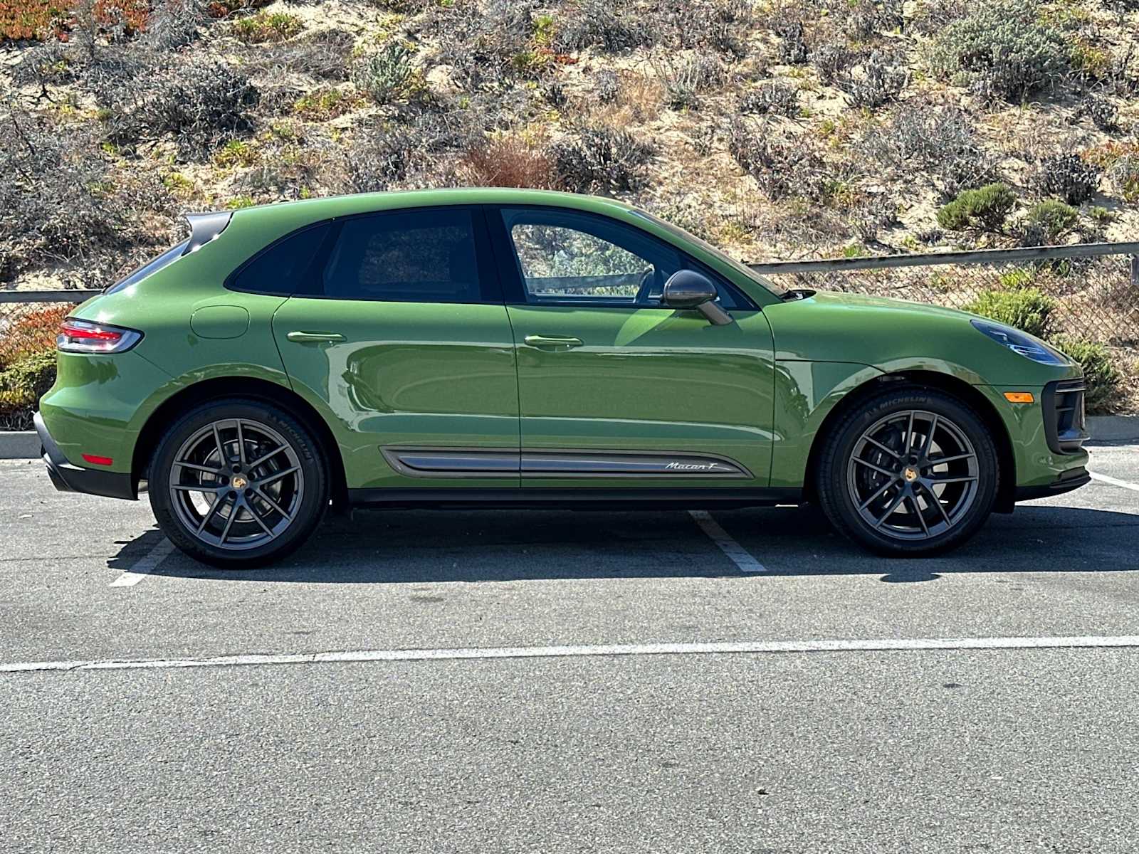 Thumbnail: 2024 Porsche Macan - 9