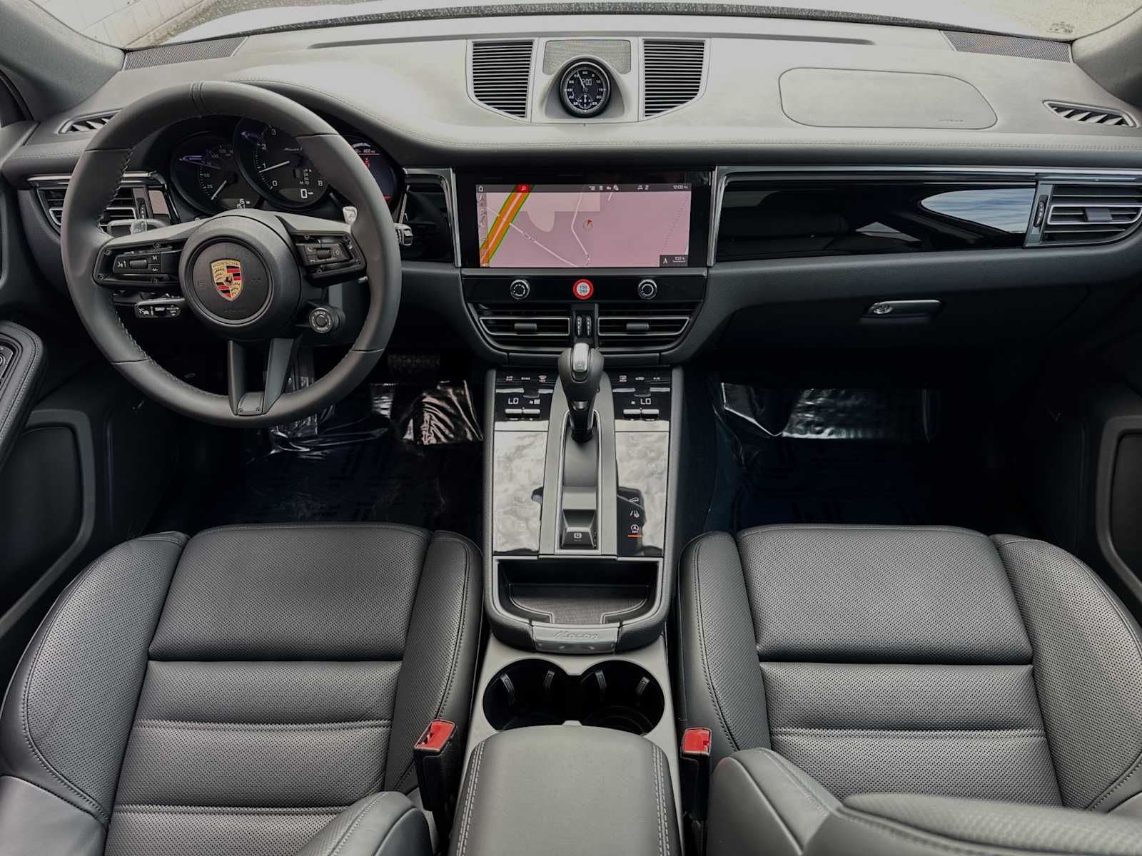 Thumbnail: 2025 Porsche Macan - 6
