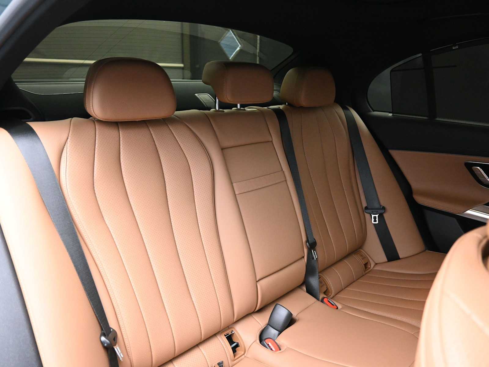 Thumbnail: 2025 Mercedes-Benz E-Class - 22