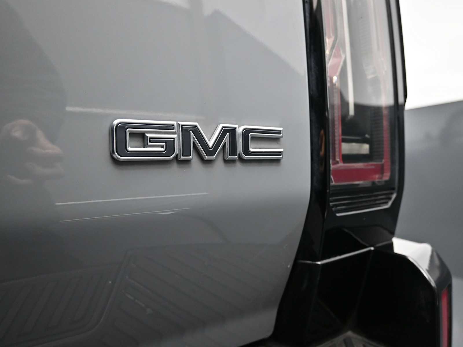 Thumbnail: 2024 GMC Hummer EV - 26