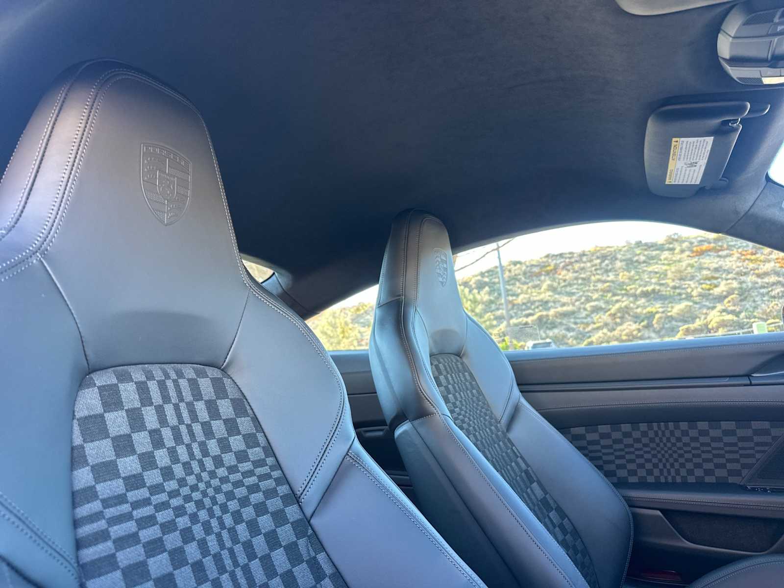 Thumbnail: 2026 Porsche 911 - 17