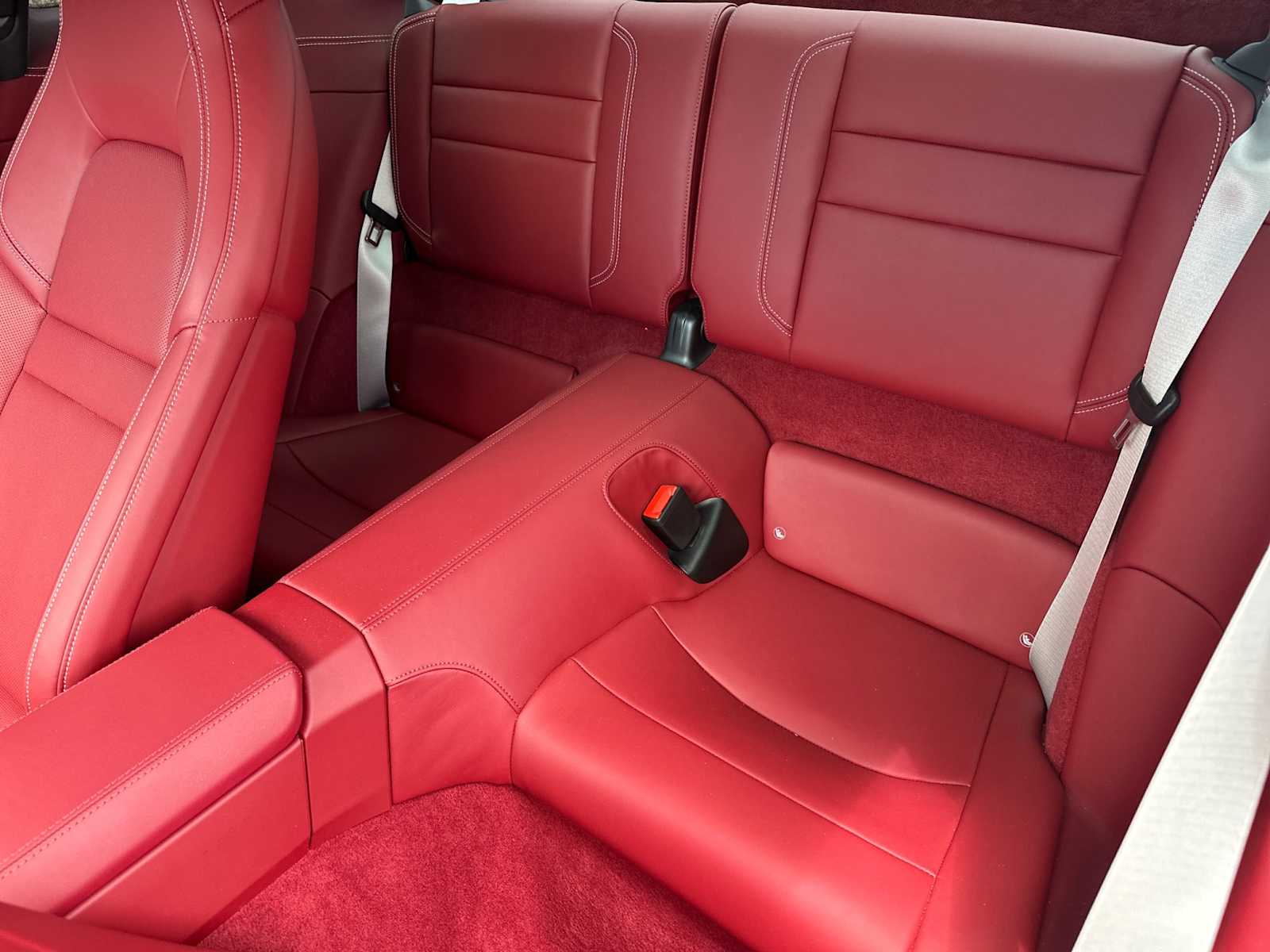 Thumbnail: 2025 Porsche 911 - 13