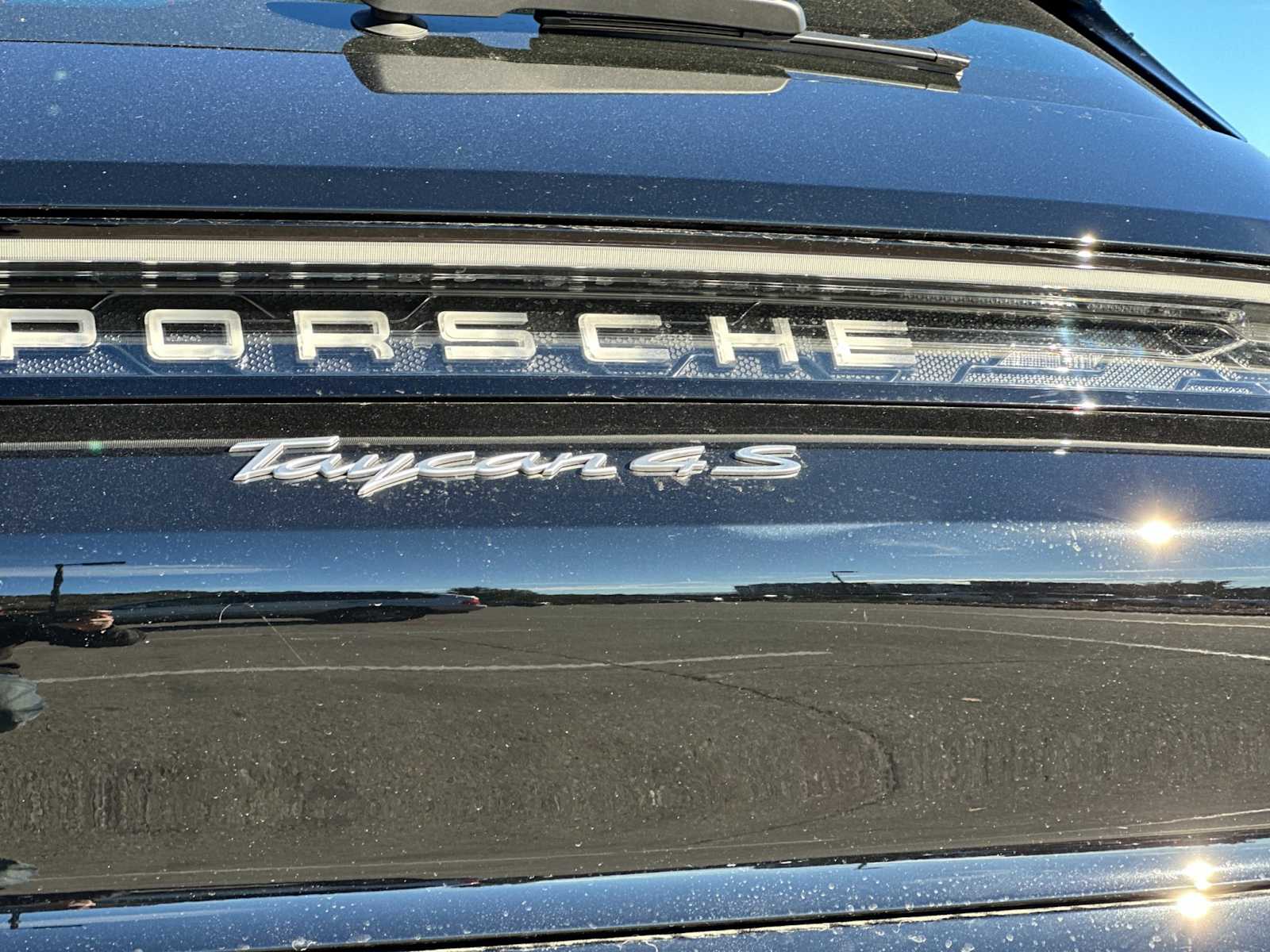 Thumbnail: 2025 Porsche Taycan - 28