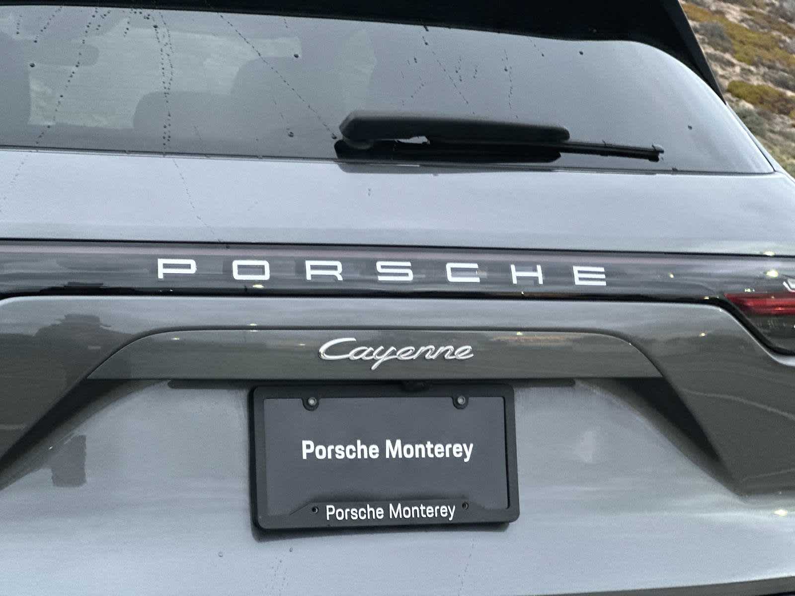 2023 Porsche Cayenne Base 28