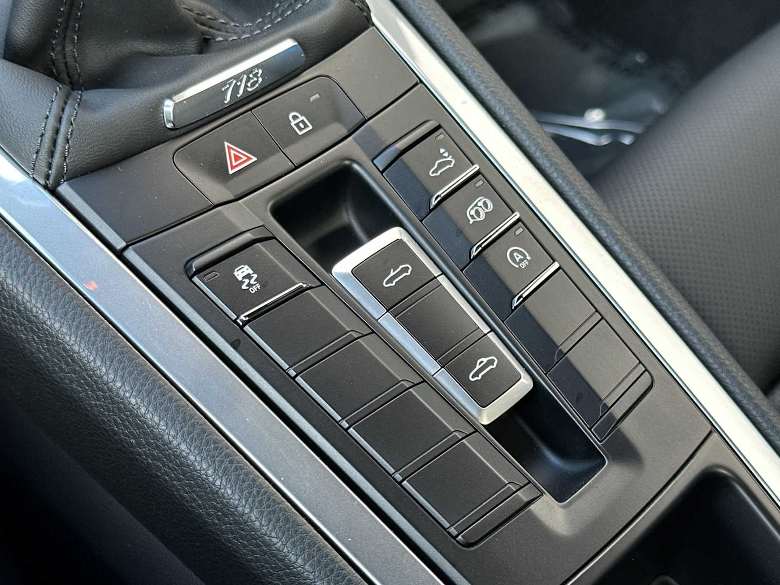 Thumbnail: 2025 Porsche 718 Boxster - 23