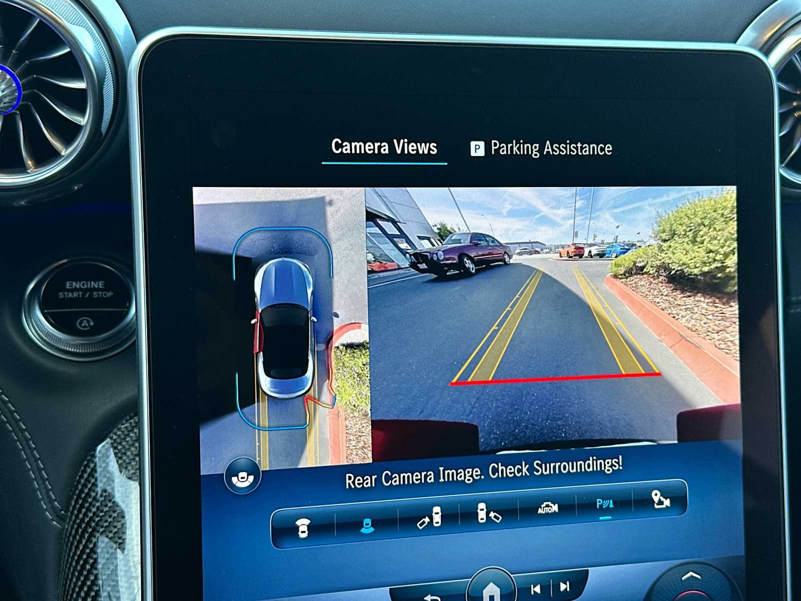 Thumbnail: 2022 Mercedes-Benz SL-Class - 21