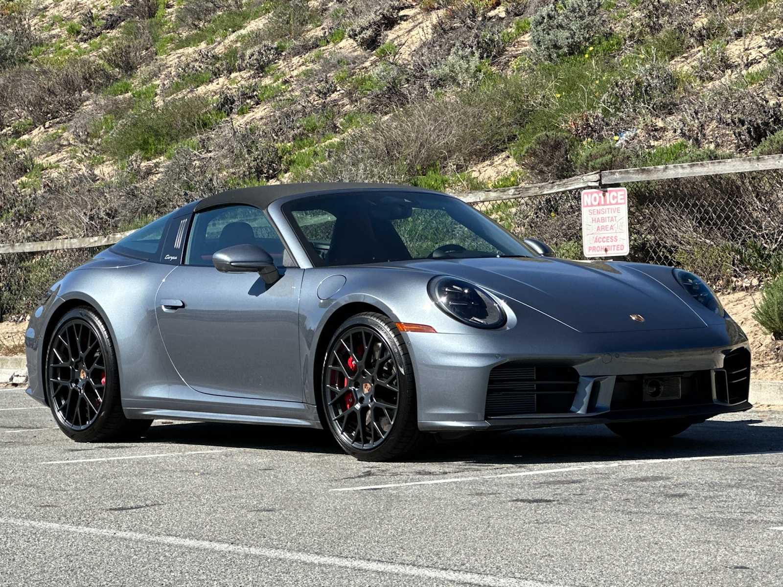 Thumbnail: 2026 Porsche 911 - 9