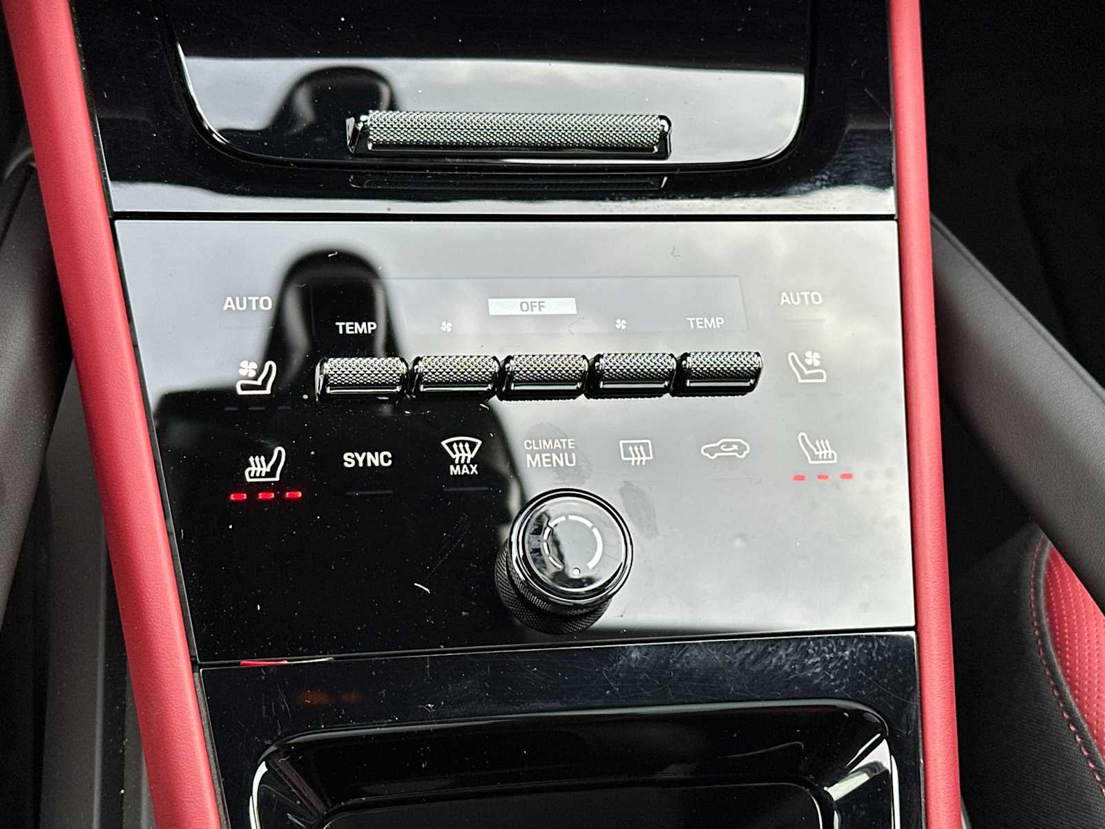 Thumbnail: 2025 Porsche  - 21