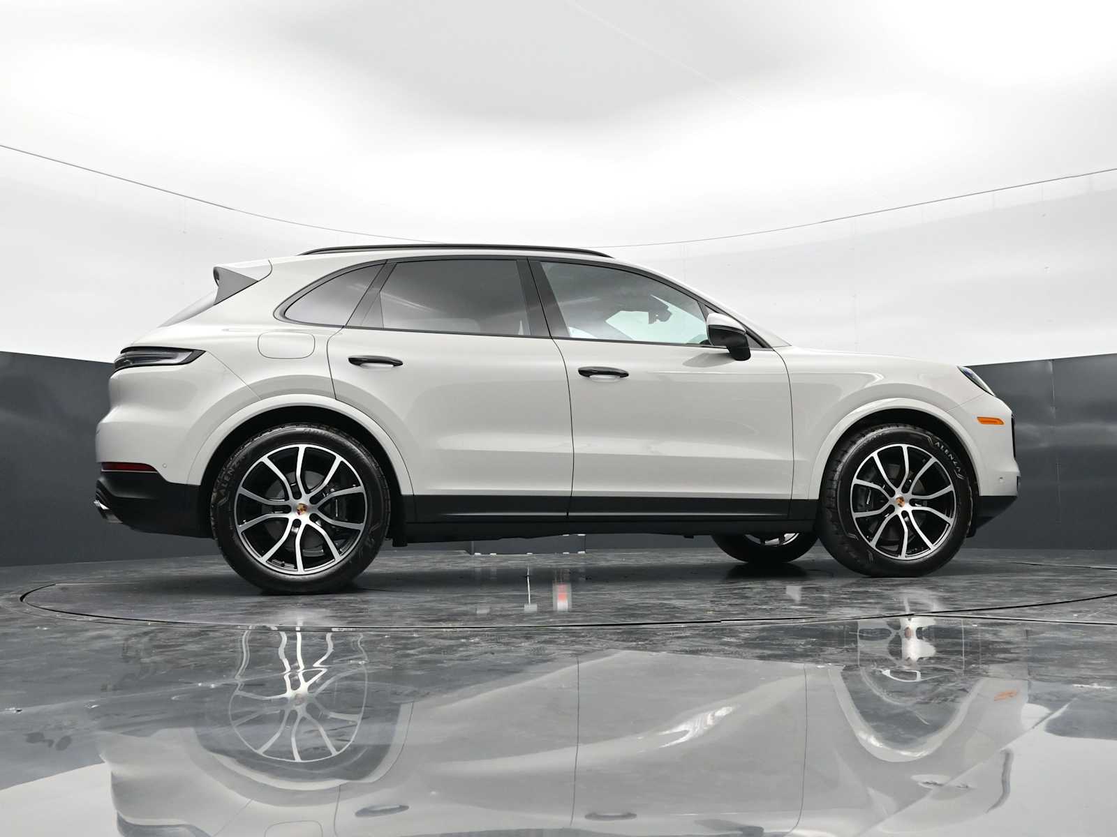 Thumbnail: 2026 Porsche Cayenne - 51