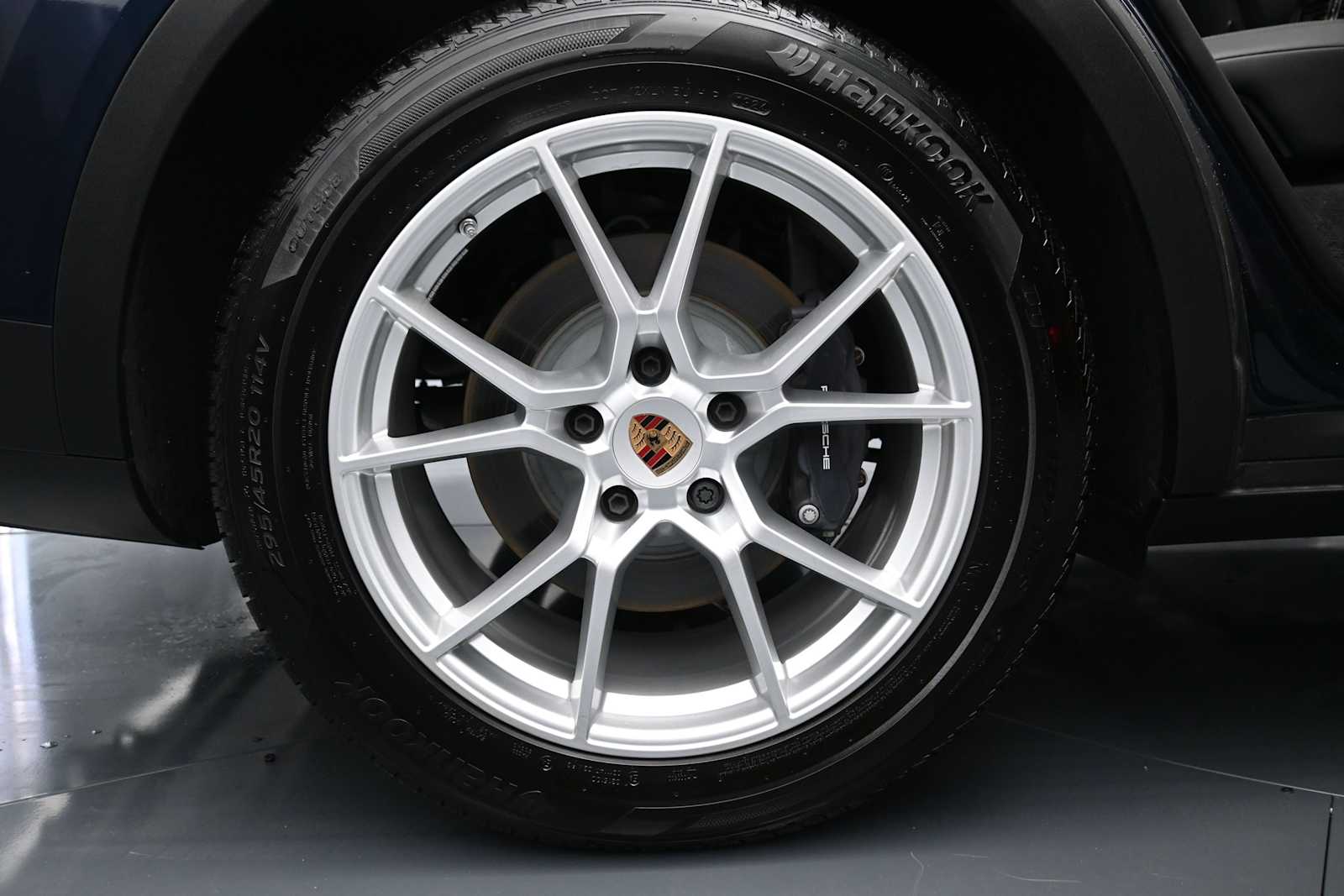 Thumbnail: 2025 Porsche Cayenne - 23