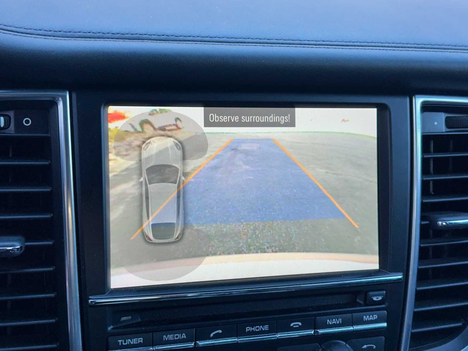 Thumbnail: 2013 Porsche Panamera - 19