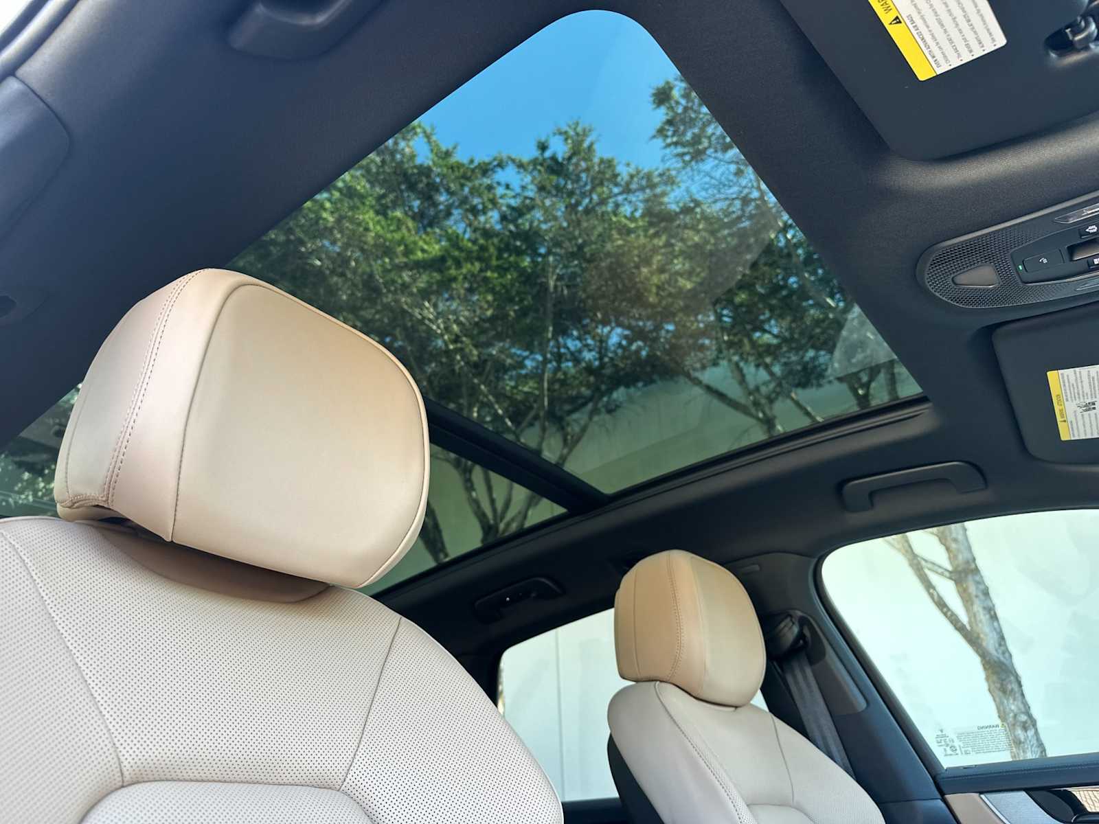 Thumbnail: 2026 Porsche Cayenne - 18