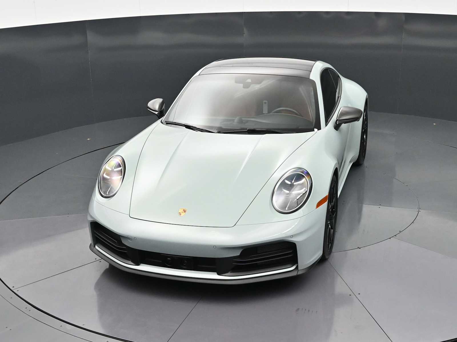 Thumbnail: 2025 Porsche 911 - 33