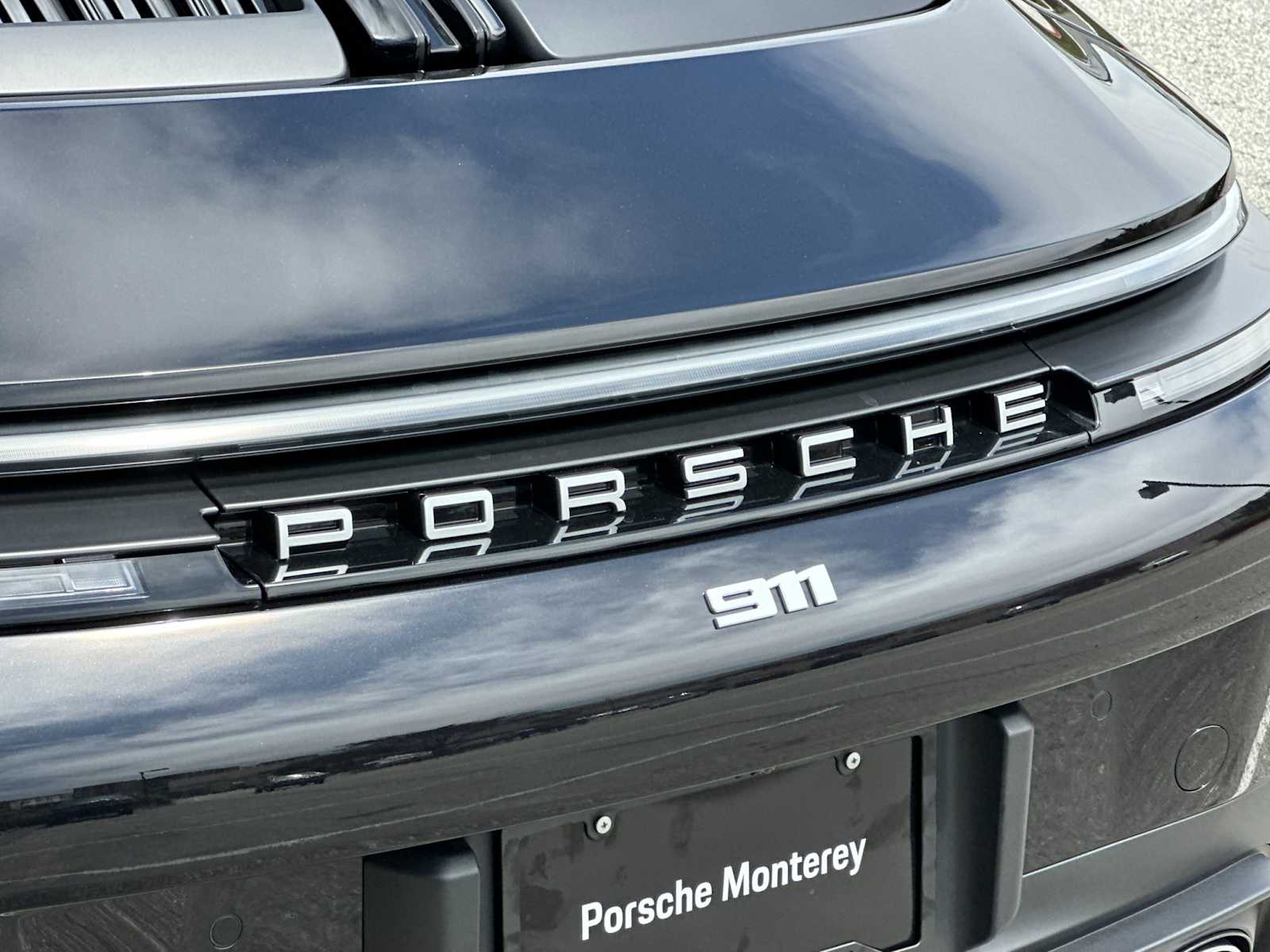 Thumbnail: 2025 Porsche 911 - 25