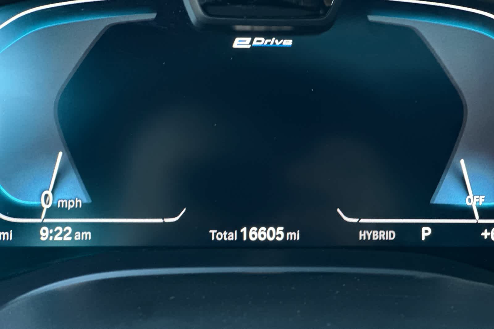 Thumbnail: 2022 BMW 5 Series - 30