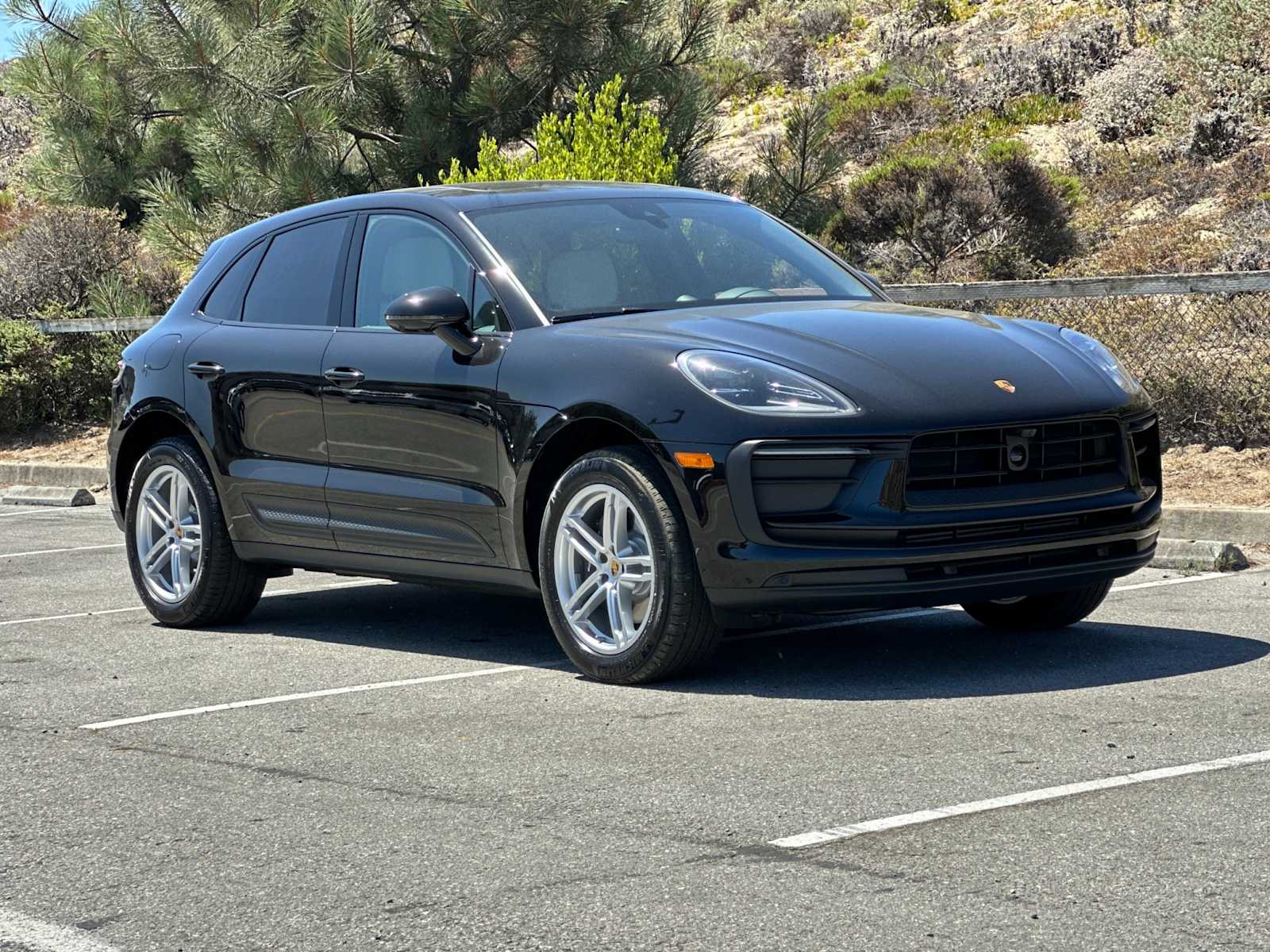 Thumbnail: 2025 Porsche Macan - 10