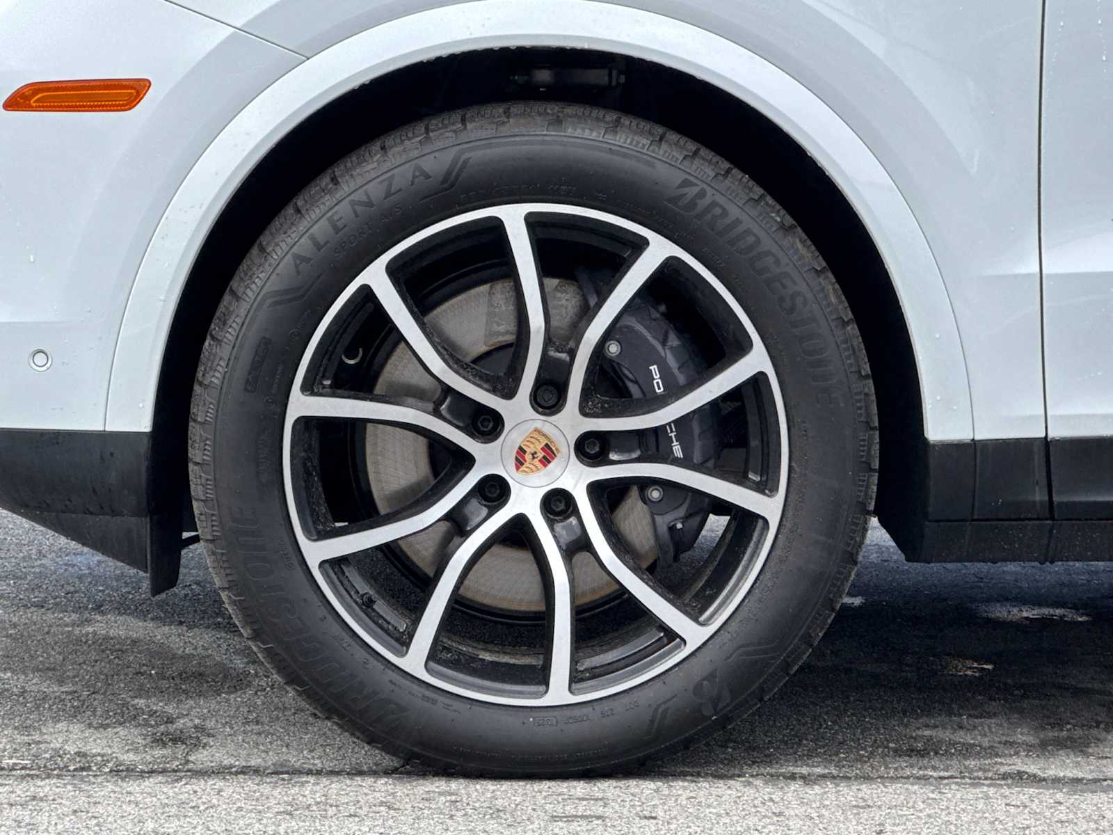 Thumbnail: 2026 Porsche Cayenne - 28