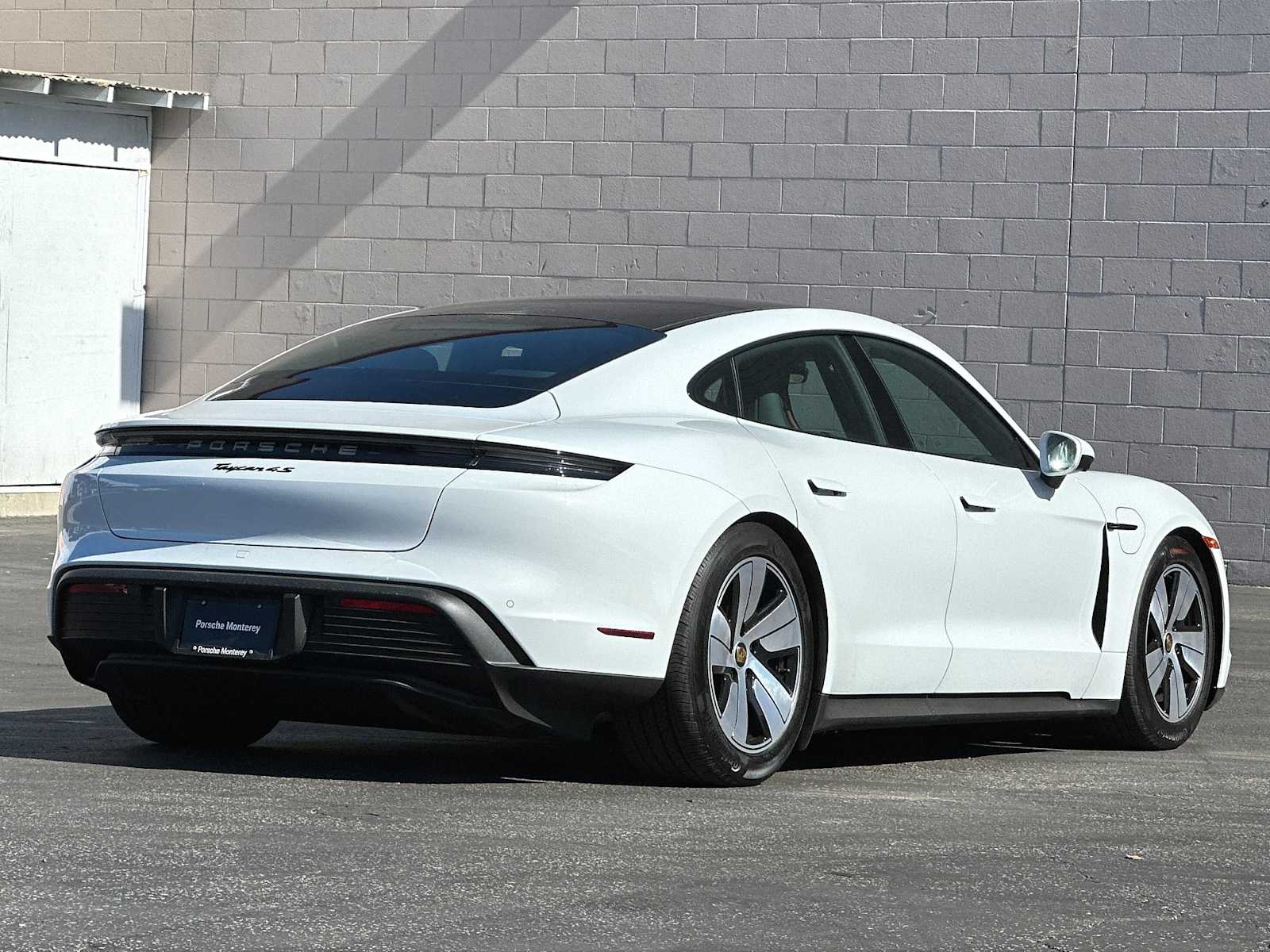 Thumbnail: 2024 Porsche Taycan - 7