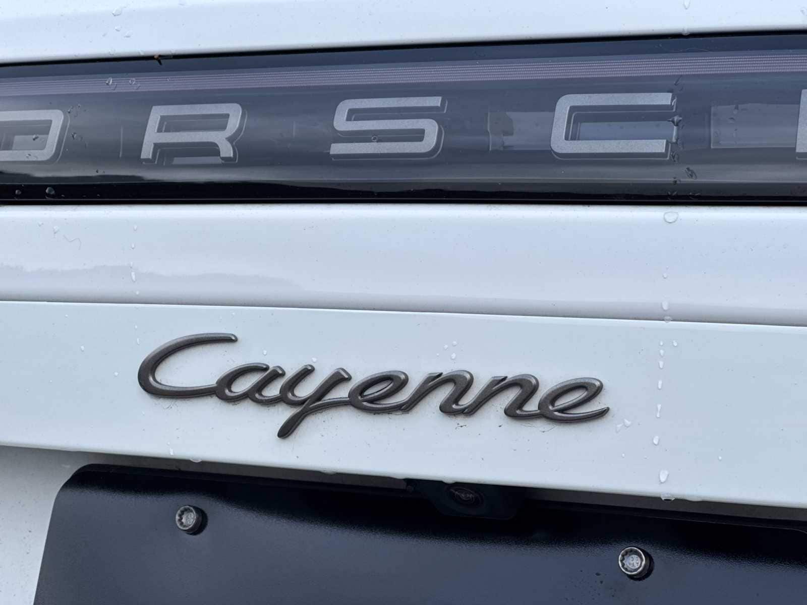 Thumbnail: 2022 Porsche Cayenne - 29