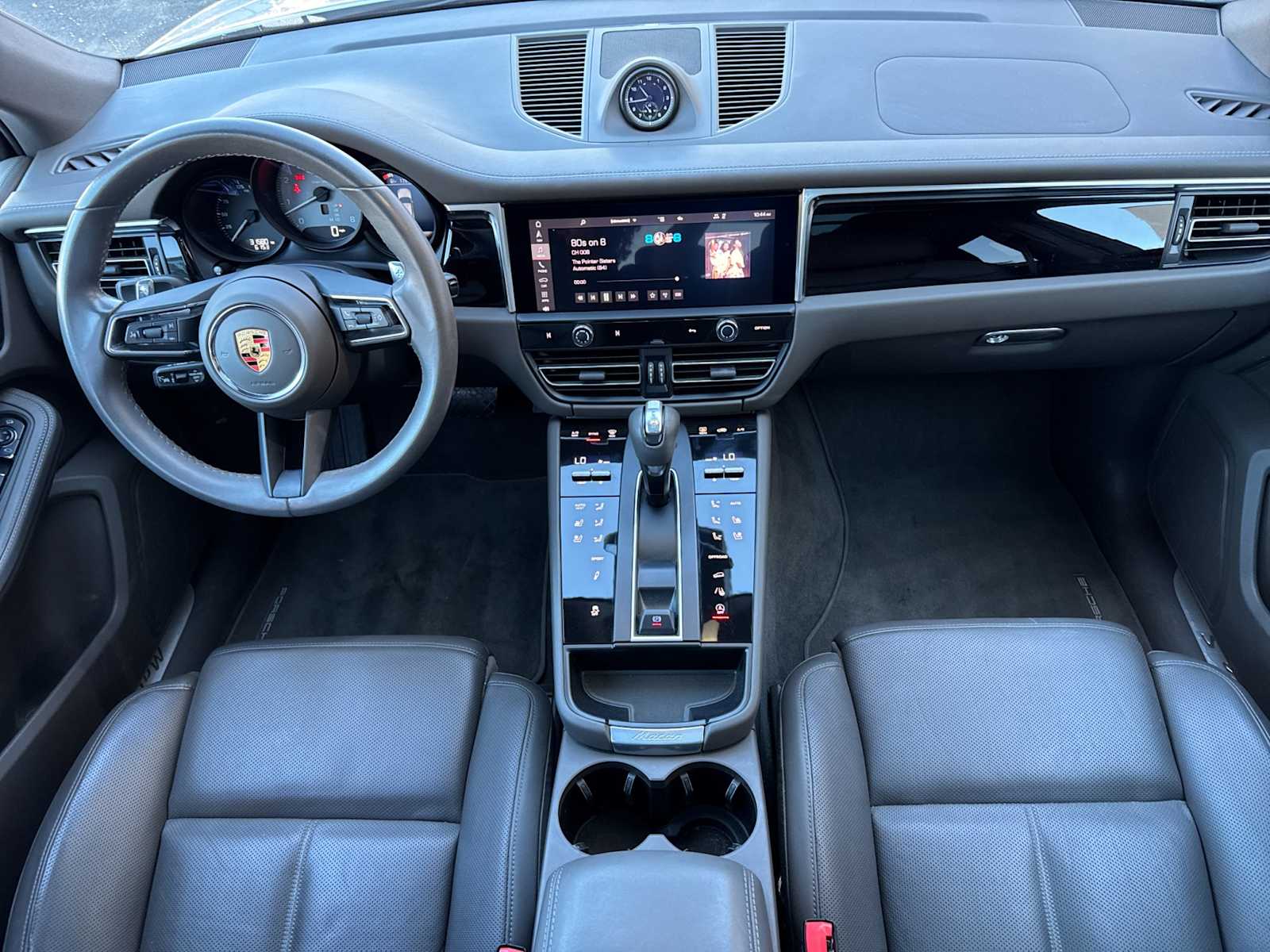 Thumbnail: 2023 Porsche Macan - 6