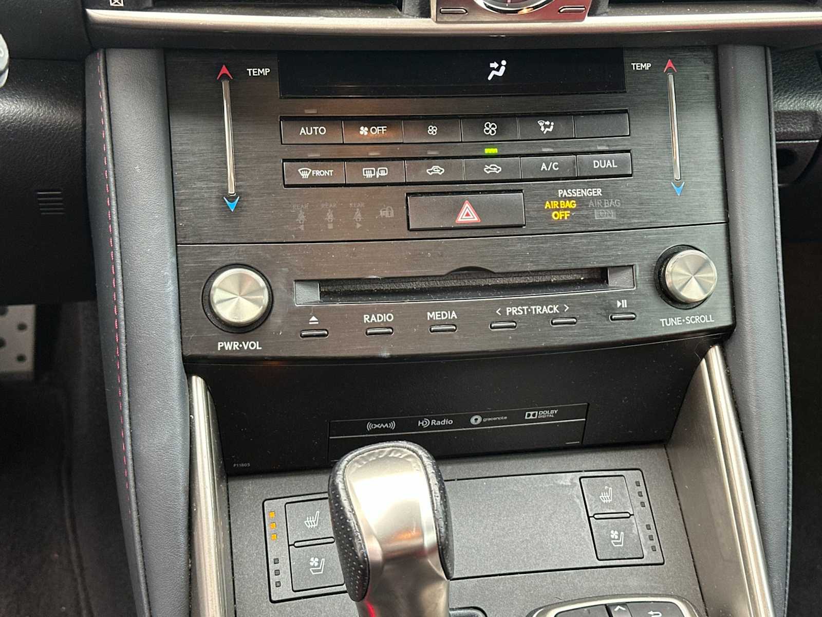 Thumbnail: 2018 Lexus IS - 21