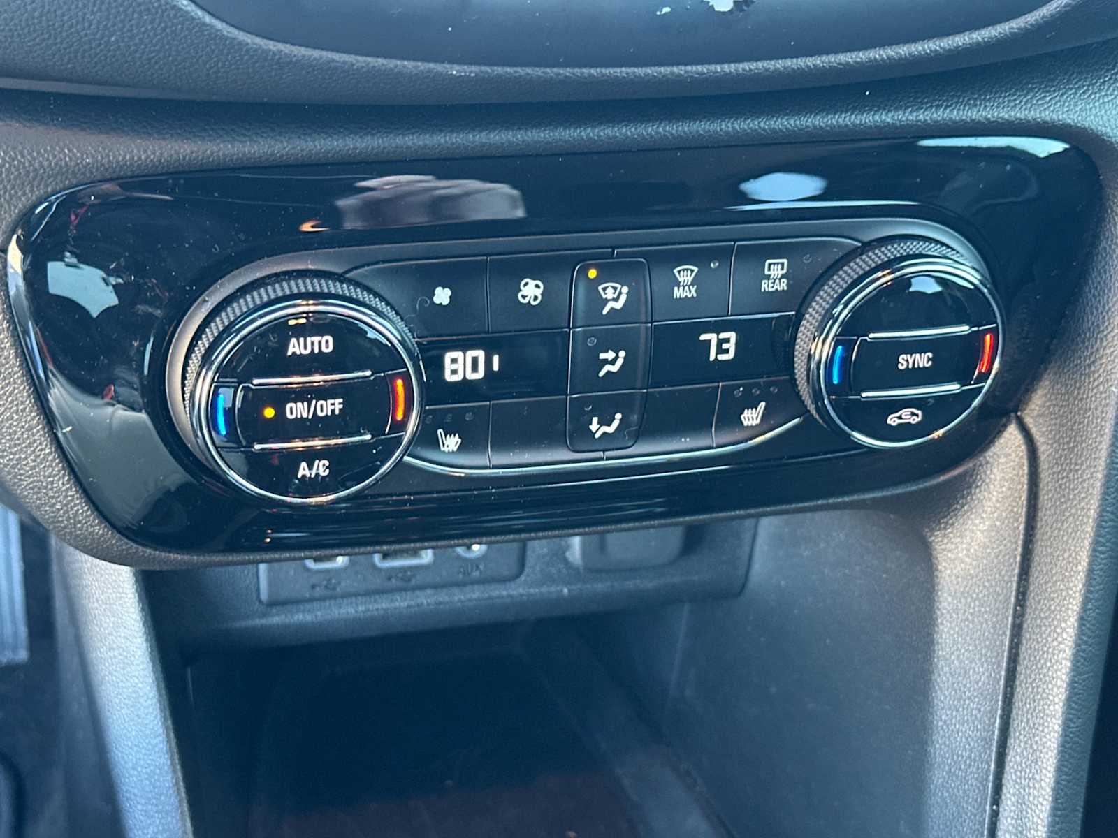 Thumbnail: 2021 Buick Encore GX - 22