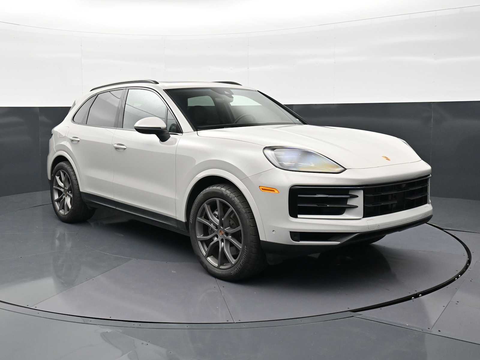 Thumbnail: 2025 Porsche Cayenne - 26