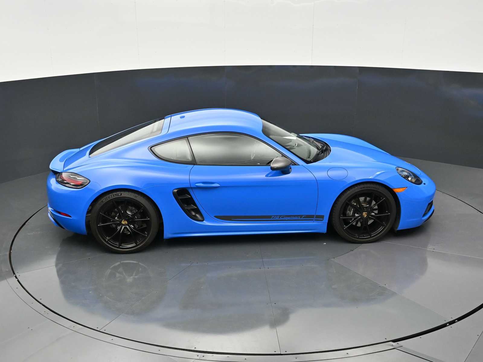 Thumbnail: 2022 Porsche 718 Cayman - 40