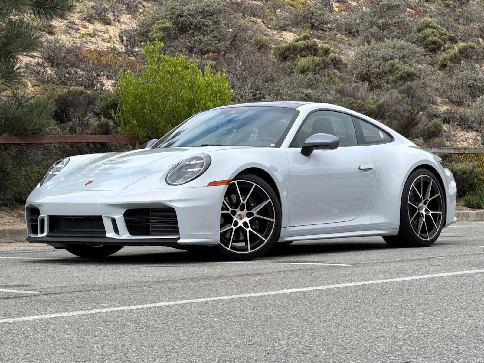Thumbnail: 2025 Porsche 911 - 1