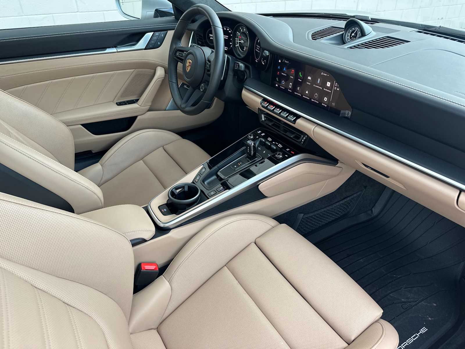 Thumbnail: 2024 Porsche 911 - 16