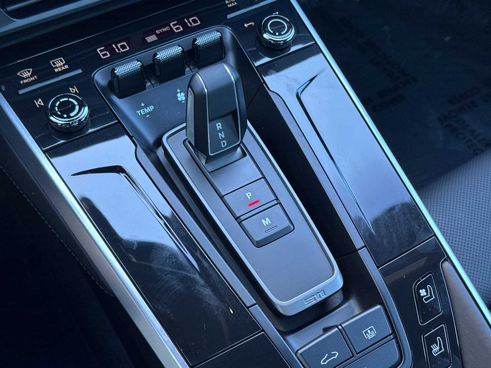 Thumbnail: 2025 Porsche 911 - 21