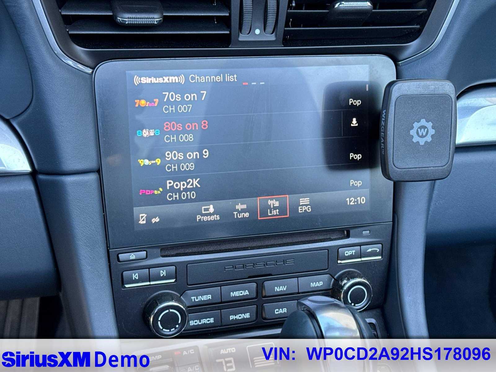 Thumbnail: 2017 Porsche 911 - 30