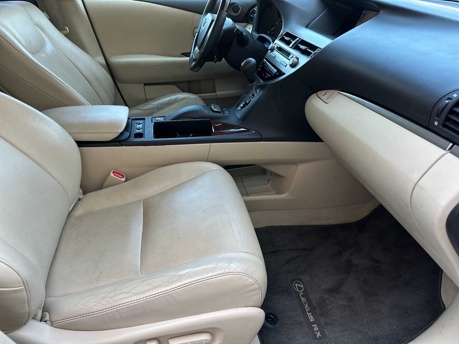 Thumbnail: 2015 Lexus RX - 16