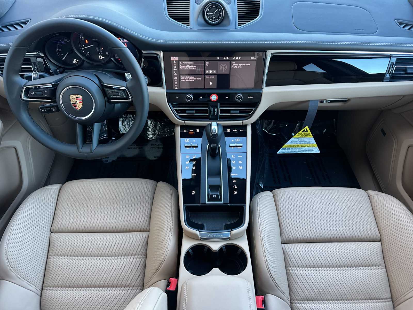 Thumbnail: 2026 Porsche Macan - 6