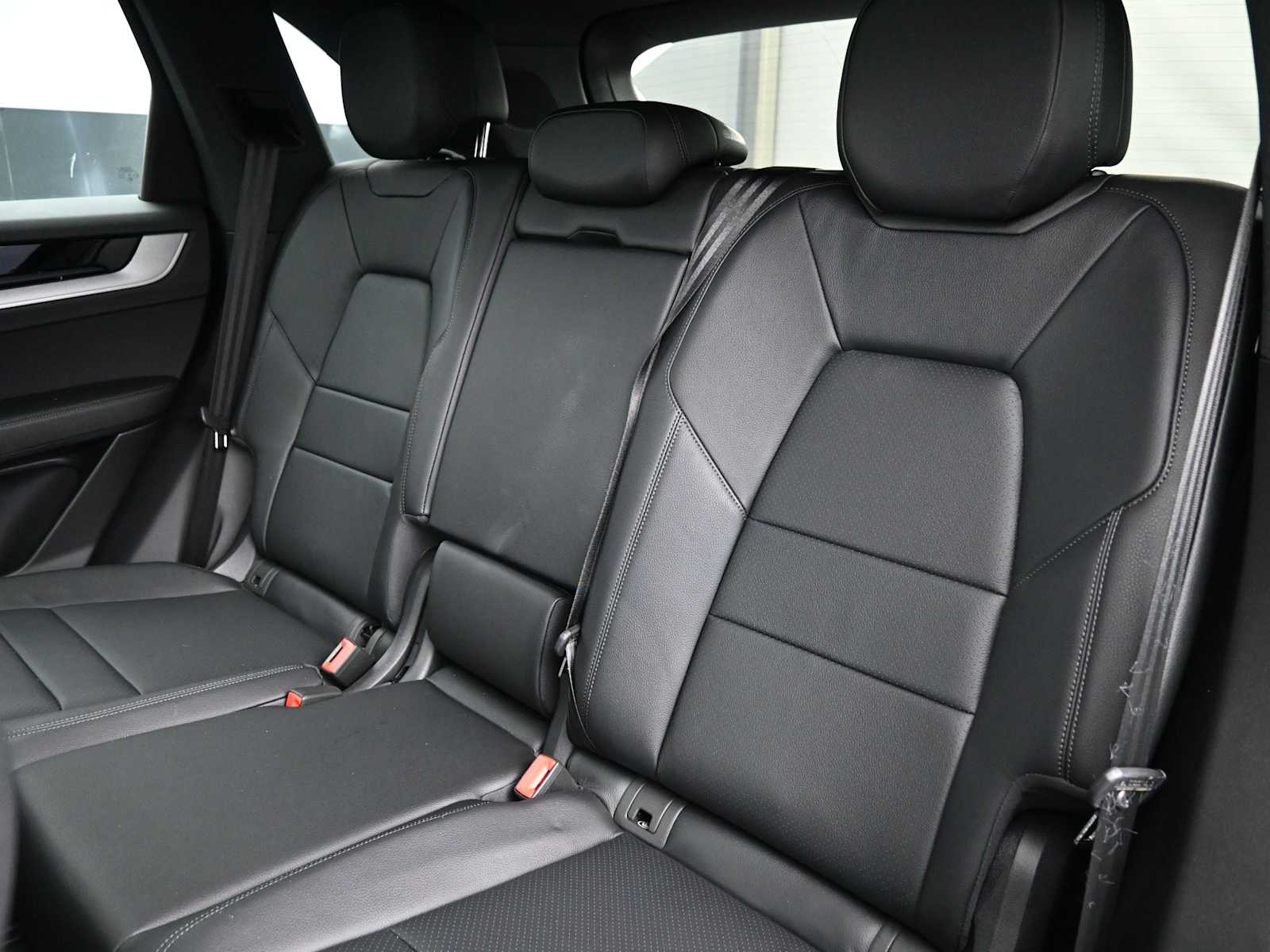 Thumbnail: 2025 Porsche Cayenne - 16