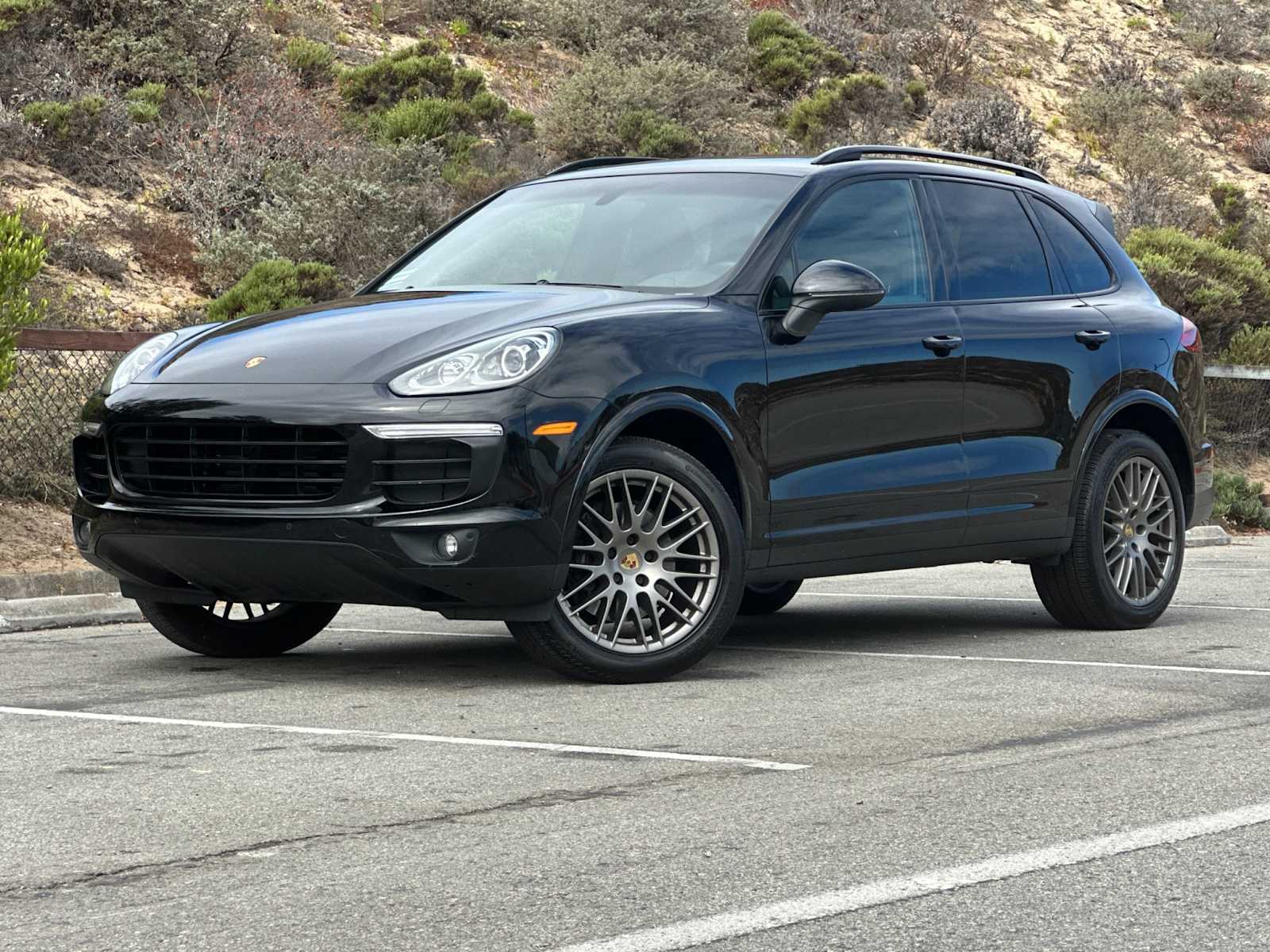 2018 Porsche Cayenne Platinum Edition -
                  Seaside, CA