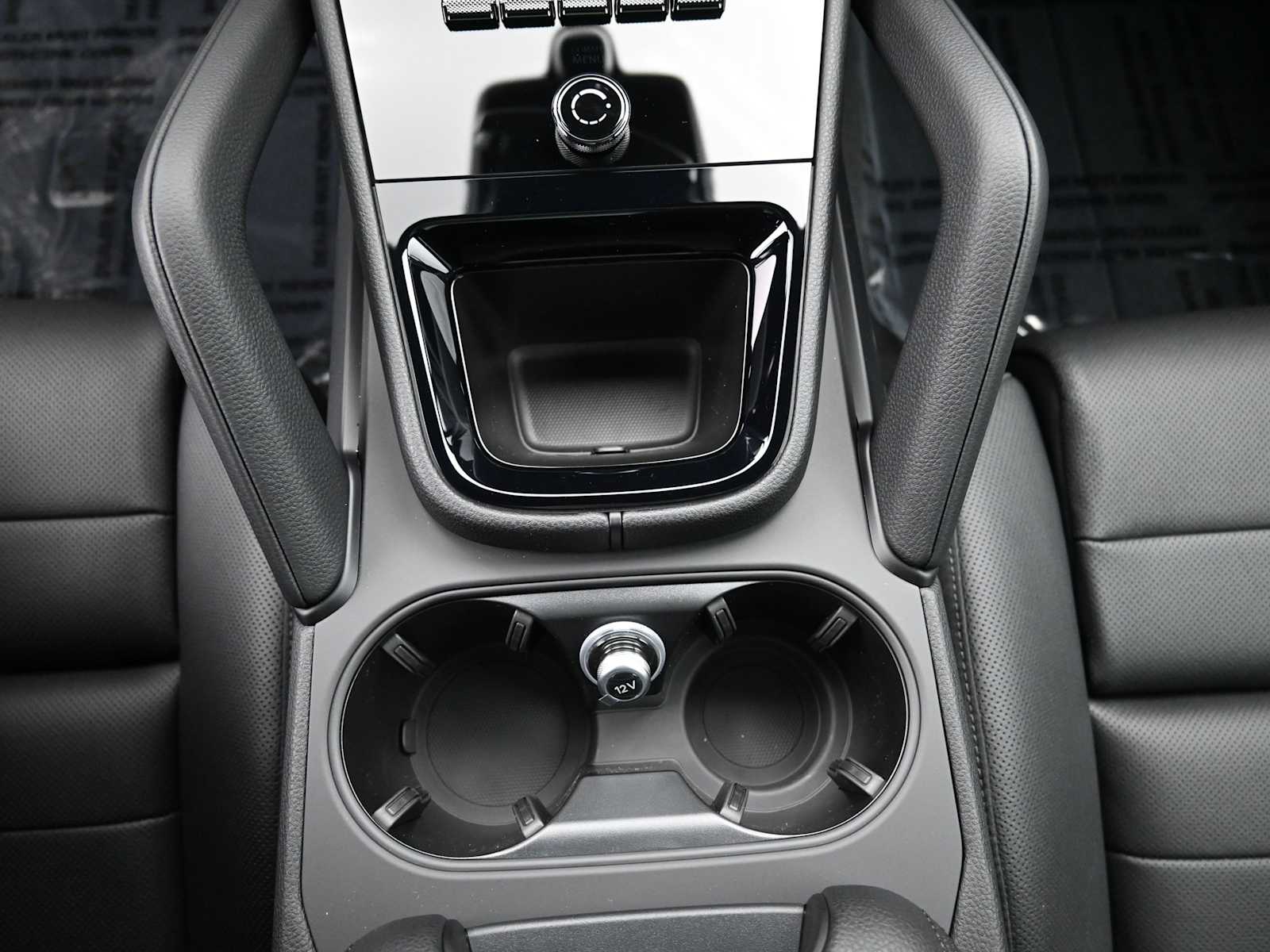 Thumbnail: 2026 Porsche Cayenne - 33