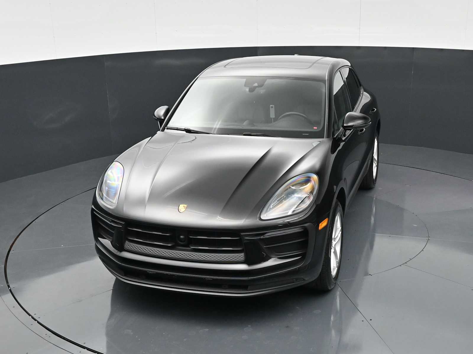 Thumbnail: 2024 Porsche Macan - 34