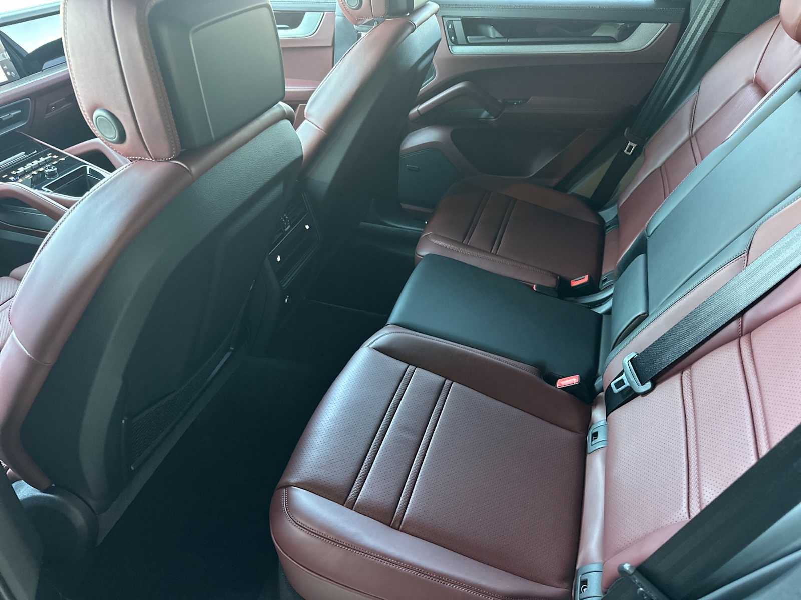 Thumbnail: 2025 Porsche Cayenne - 14