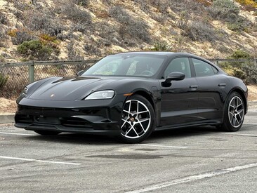 2025 Porsche Taycan Sedan