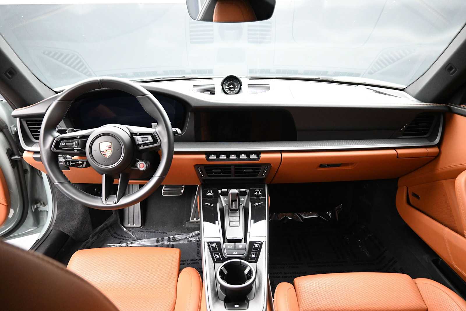 Thumbnail: 2025 Porsche 911 - 6