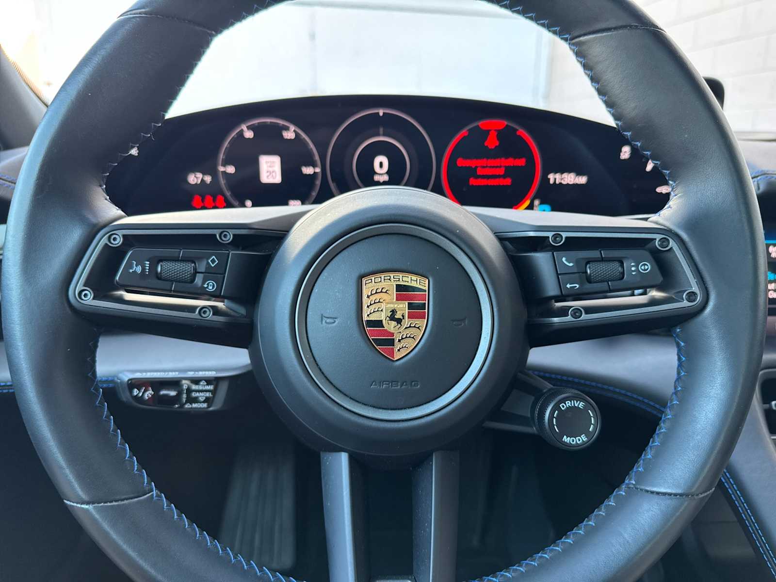 Thumbnail: 2022 Porsche Taycan - 24