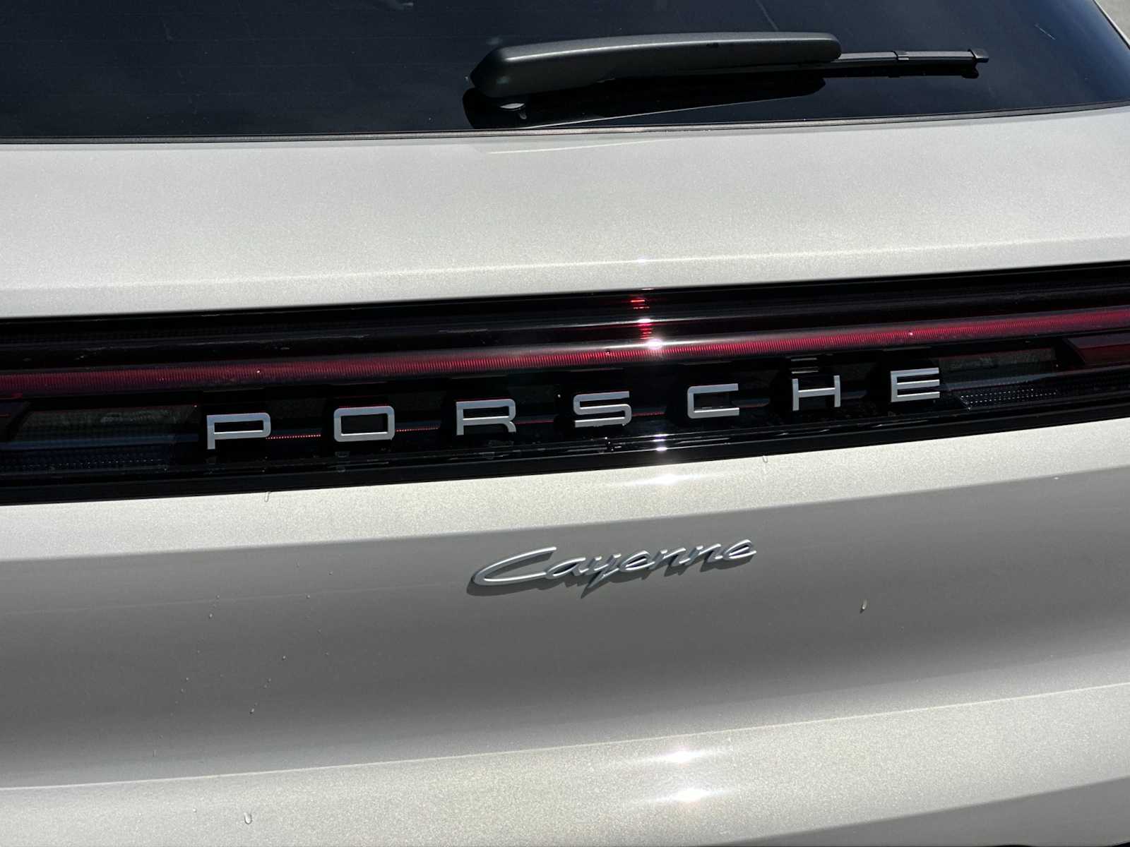 Thumbnail: 2025 Porsche Cayenne - 26